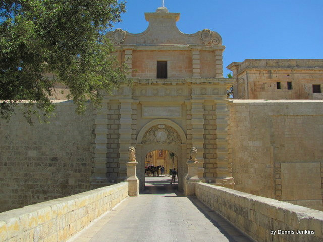 Достопримечательности Мальты - ворота Мдины